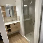 Independante Avec Salle De Bain Privative Dans Maison Renovee Pensionat