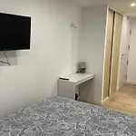 Independante Avec Salle De Bain Privative Dans Maison Renovee Carcassonne
