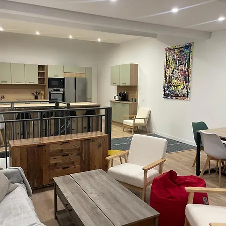 Independante Avec Salle De Bain Privative Dans Maison Renovee Гостевой дом *