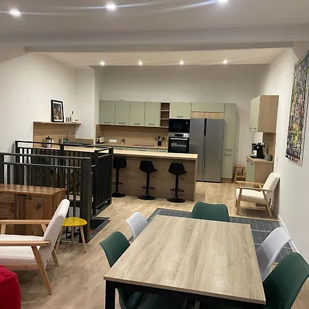 Independante Avec Salle De Bain Privative Dans Maison Renovee Guest house